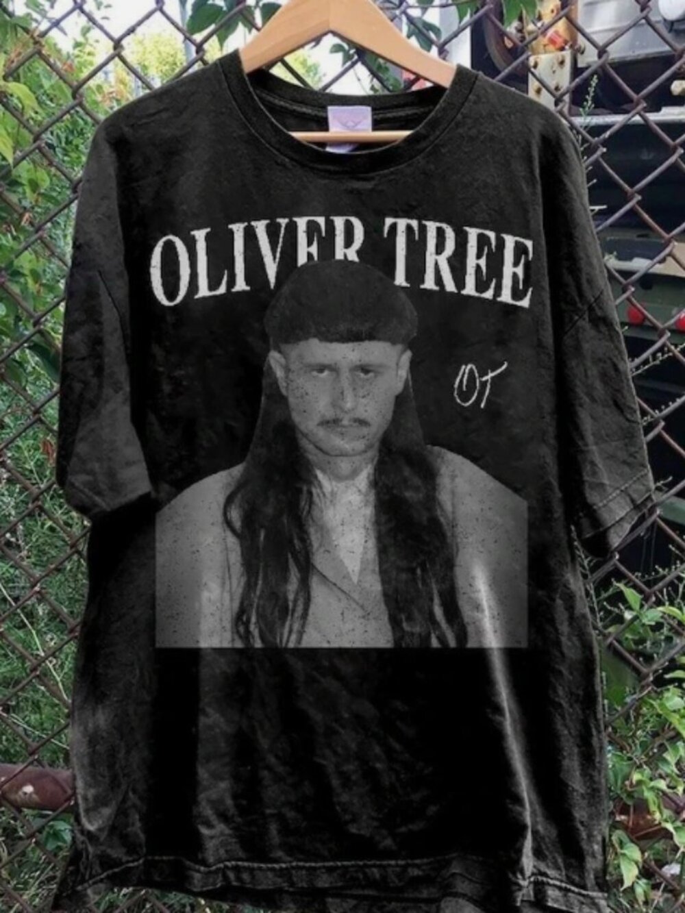 Vintage Oliver Tree Graphic Black T-Shirt Retro Music Artist Tee
